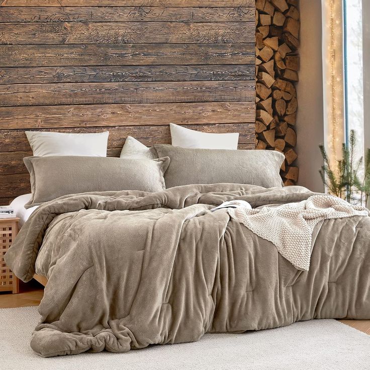 rustic bedroom decor